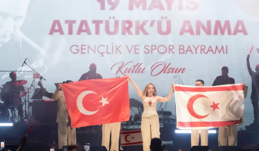 Ziynet Sali, 19 Mayıs’ta gençlik coşkusunu sahneye taşıdı
