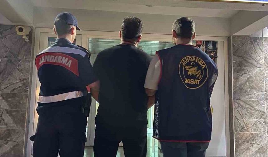 Antalya’da 15 yıl kesinleşmiş hapis cezasıyla aranan firari, JASAT’tan kaçamadı