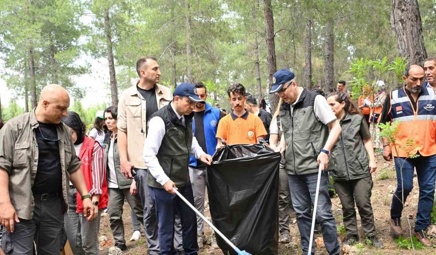 Antalya’da "Orman Benim" etkinliği gerçekleştirildi