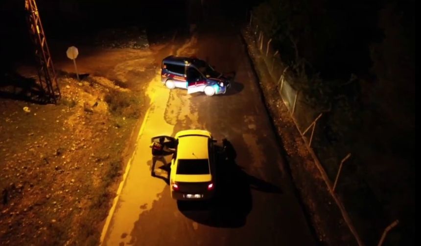 Mersin’de uyuşturucu ticareti yapan 4 şüpheli yakalandı