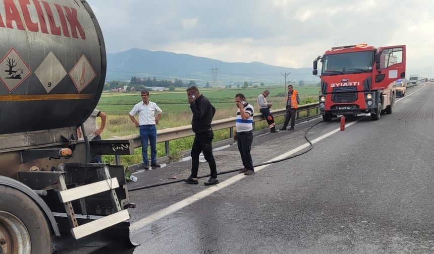 Osmaniye’de seyir halindeki tanker yandı