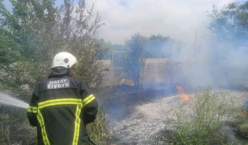 Samandağ’da bahçe yangını
