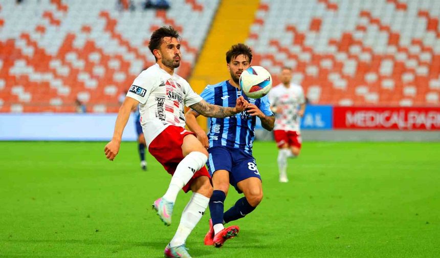 Trendyol Süper Lig: Adana Demirspor: 2 - Gaziantep FK: 1 (İlk yarı)