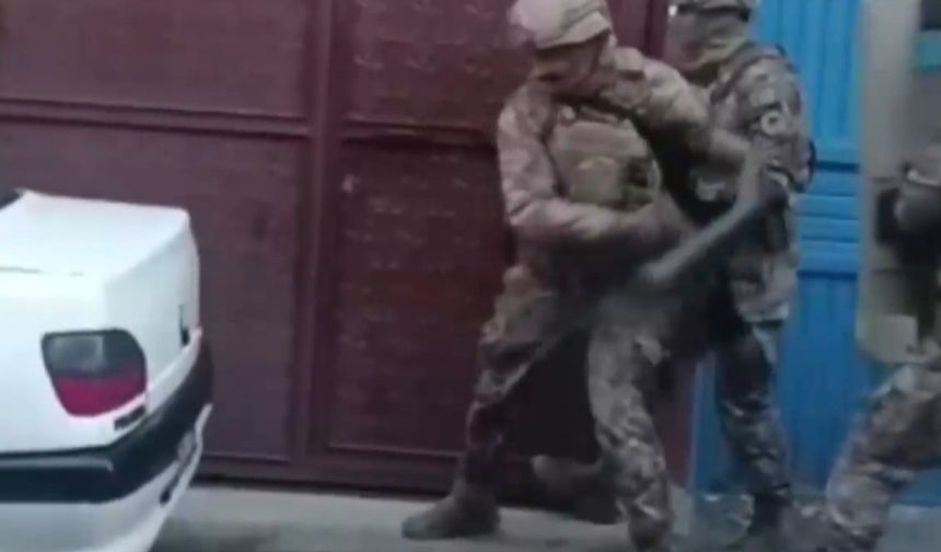 Uyuşturucu taciri 13 şüpheli tutuklandı