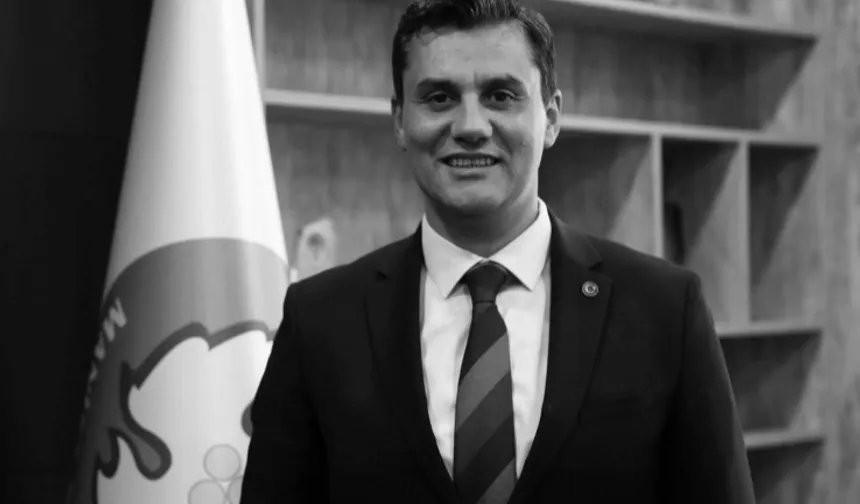 Manisa halkı başkanına veda ediyor... İlk tören belediye önünde düzenlendi