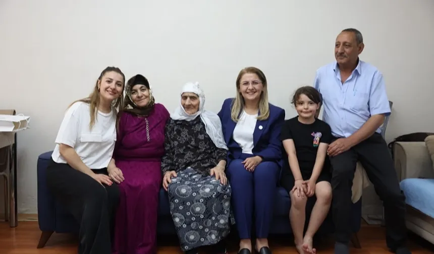 Şehit ailesine Ovalıoğlu'ndan ziyaret