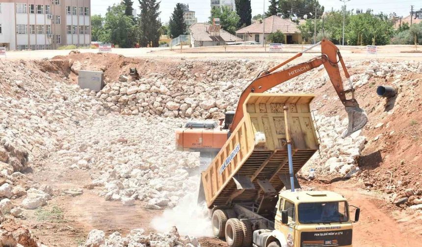 Kepez’de su baskınlarına karşı hummalı çalışma