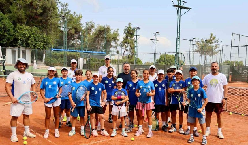 Ürdünlü tenisçiler kamp için Adana’da