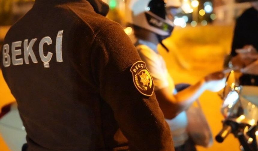 Isparta’da asayiş ve trafik uygulamasında 2 araca para cezası