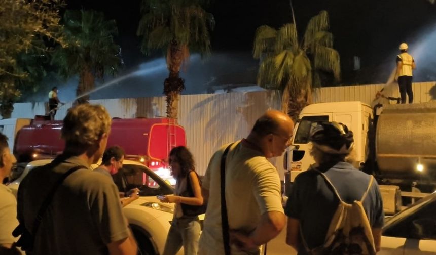 Antalya Arkeoloji Müzesi’nde ki 100 bine yakın eser güvenli bir şekilde depolara taşındı