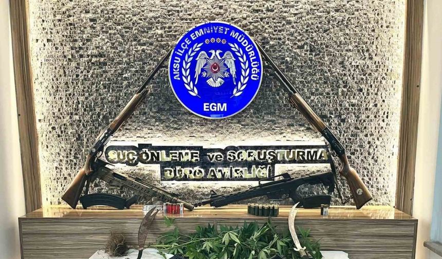 Antalya’da çok sayıda ruhsatsız silah ele geçti: 9 gözaltı