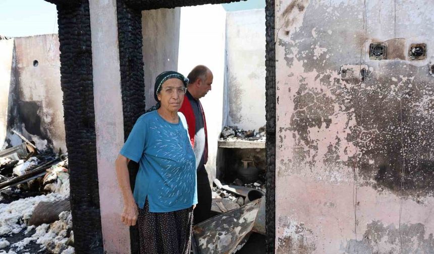 Yangında çocukları kurtardılar, 37 yıllık emek kül oldu