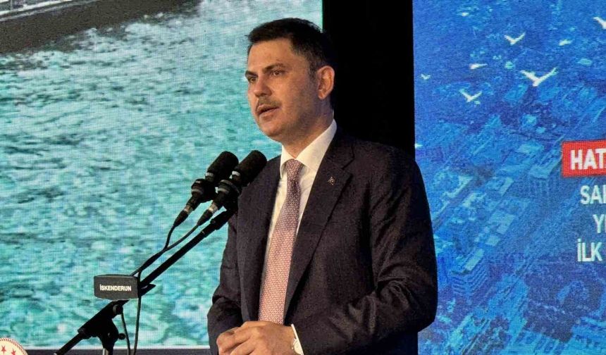 Bakan Kurum: "Sındırgı’da 80’i konut 127 bağımsız bölümün ağır hasarlı olduğunu belirledik"