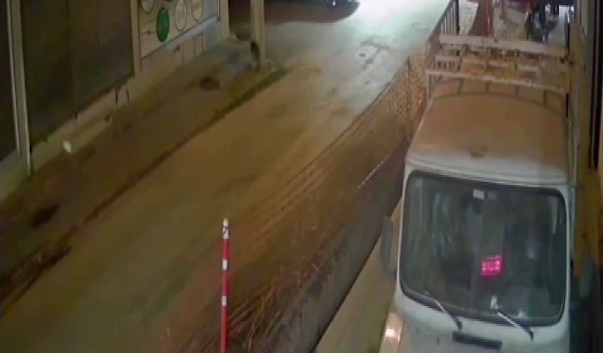 İki grup arasında kavga çıktı, o anlar kameraya yansıdı
