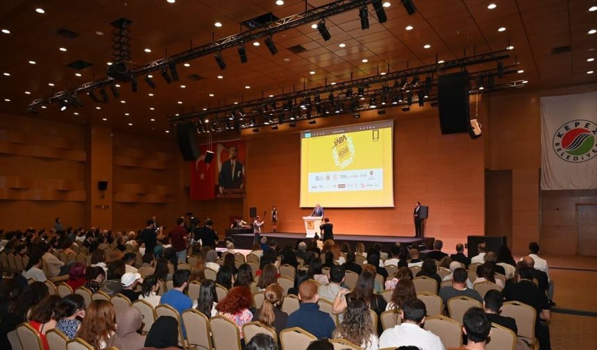 Başkan Kocagöz: "Antalya’nın geçmişine sahip çıkan ve geleceğini düşünen bir vizyonun buluşmasına hep beraber tanıklık ediyoruz"   - IABA 2025, Kepez’de kapılarını açtı