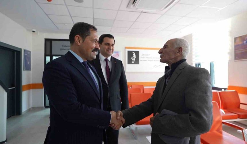 Hataylı aşıktan, devletin şefkatli yüzünü gösteren valiye yürek ısıtan şiir