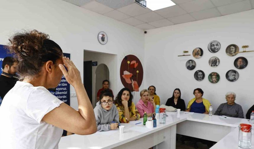 Kadın Danışma Merkezi’nde ’İşaret Dili Eğitimi’