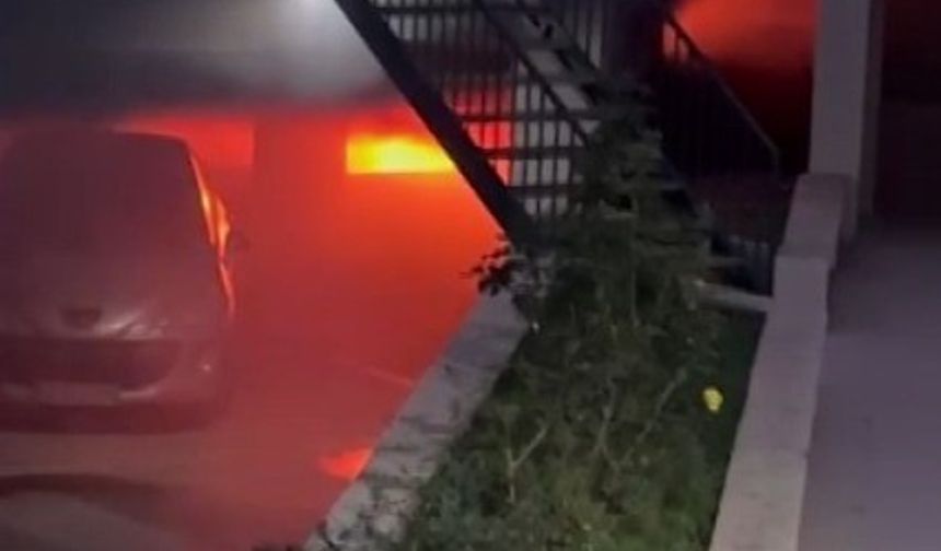 Kahramanmaraş’ta elektrikli otomobil alev alev yandı