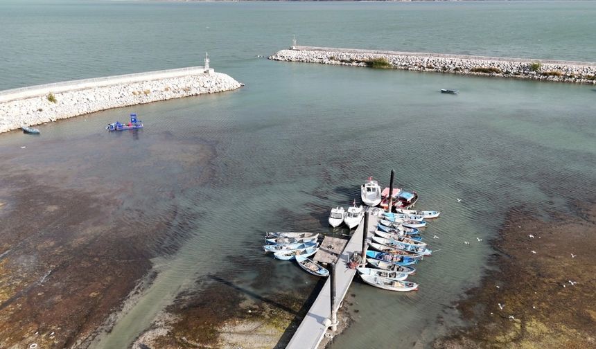 Prof. Dr.  Şahin uyardı: "Eğirdir Gölü’nün hızla çekilmesi ilçeyi felakete sürüklüyor"