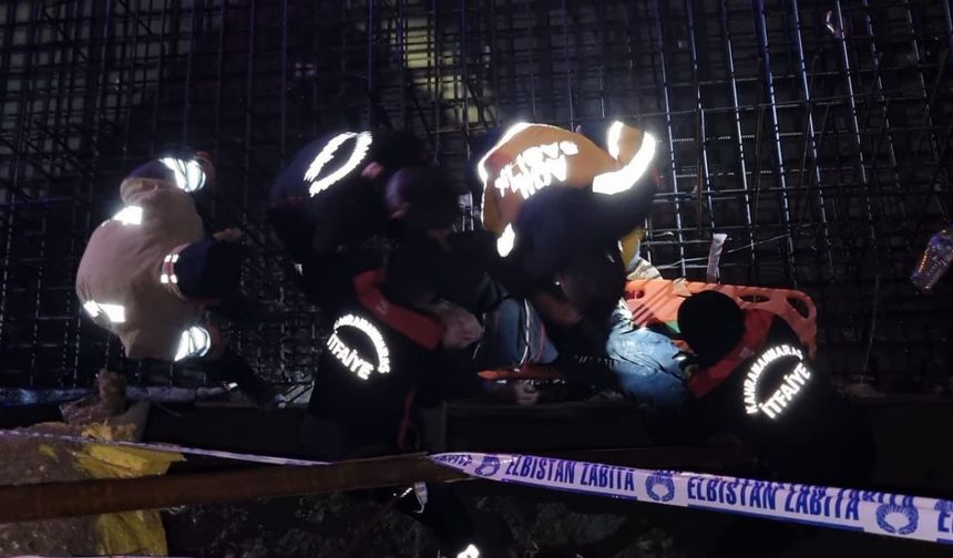 6 metrelik çukura düşen şahıs itfaiye ekiplerince kurtarıldı