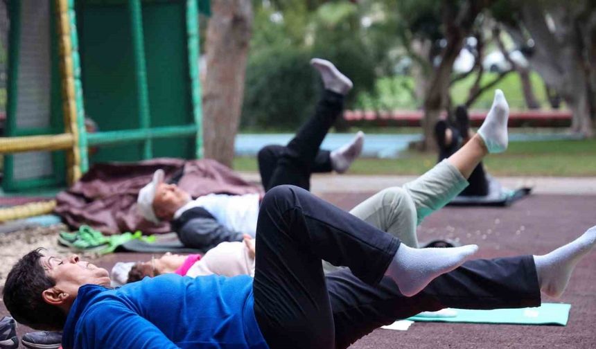 Antalyalılar güne sporla başlıyor: Sabah sporlarına yoğun ilgi