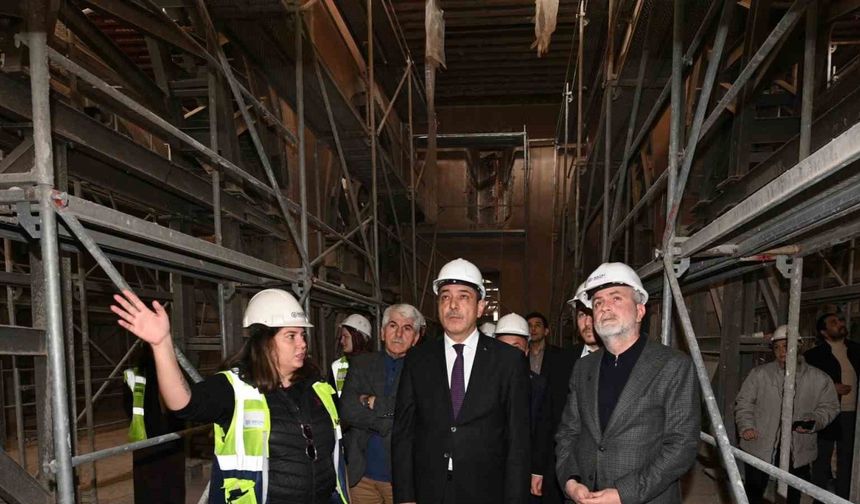 Depremlerle ağır hasar alan Kahramanmaraş’ın tarihi yeniden ayağa kalkıyor