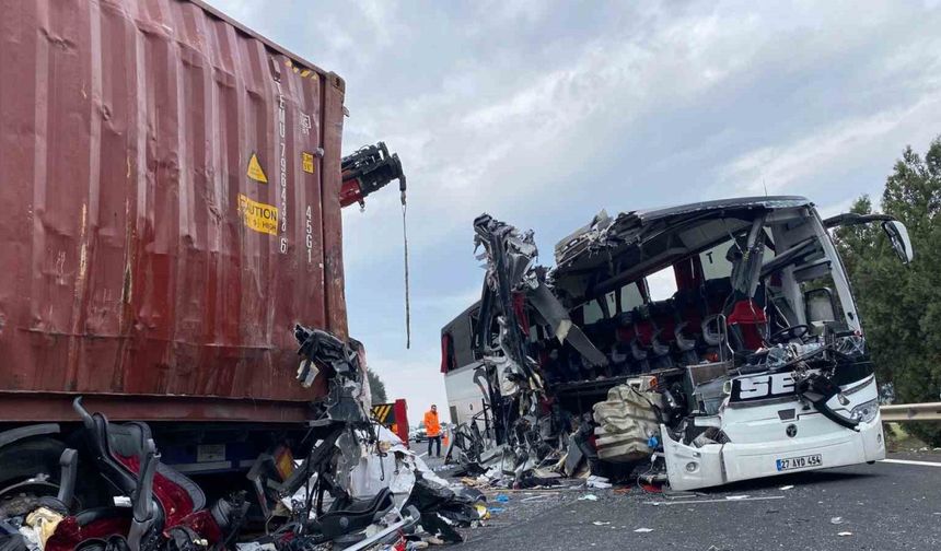 Osmaniye’deki feci kazada ölü sayısı 7 yükseldi