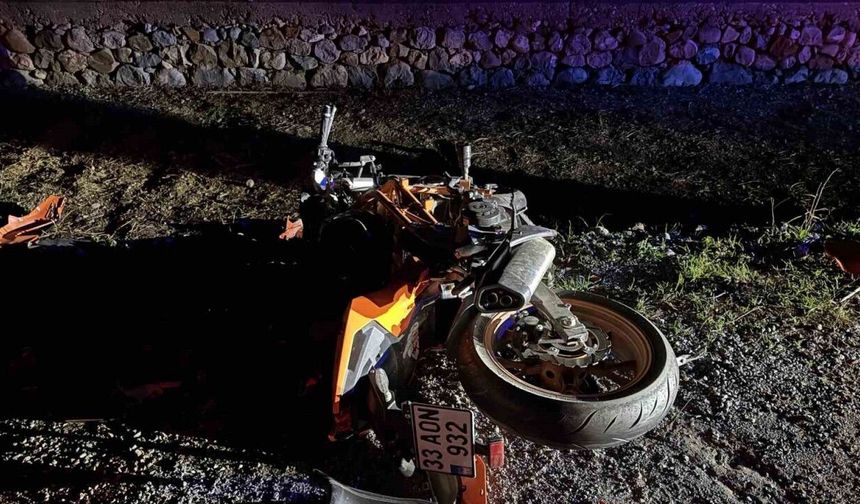 Otomobille çarpışan motosikletin sürücüsü ağır yaralandı