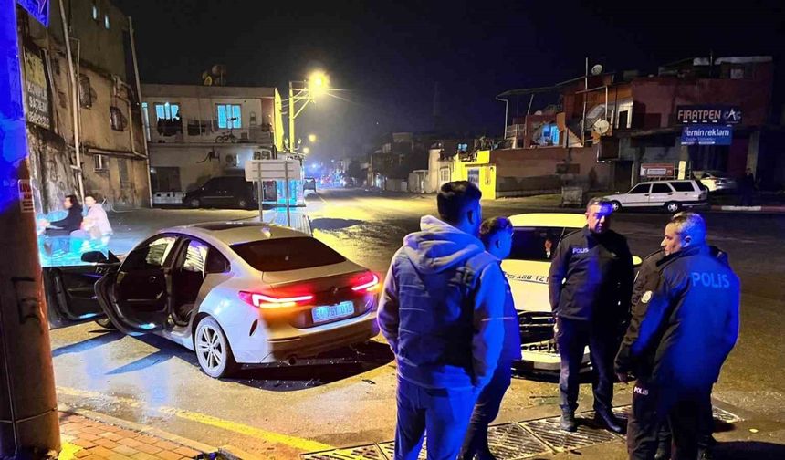 Tarsus’ta trafik kazası: 2 yaralı