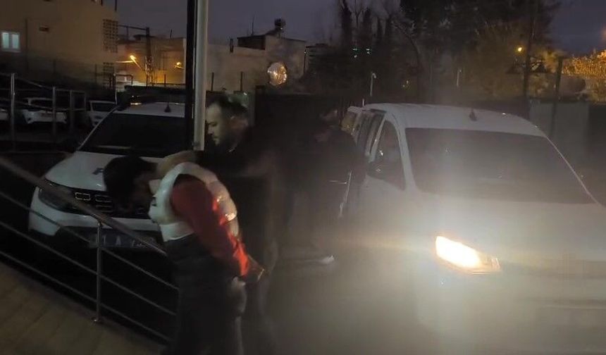 Parfüm hırsızları adli kontrol şartıyla serbest kaldı