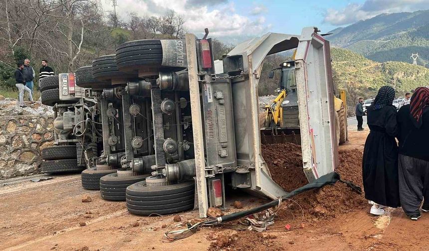 Alanya'da 1 kişinin öldüğü kazada tır şoförü tutuklandı