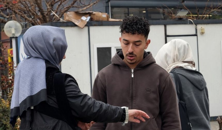 Depremin merkezinde 04.17'ye ayarlanan saatler acıyı yeniden hatırlattı