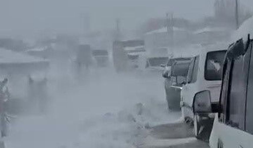 Elbistan-Darende kara yolu ulaşıma kapandı