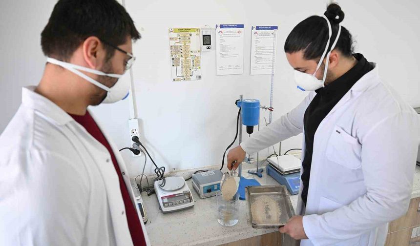 Mersin Büyükşehir Belediyesi kaliteyi akreditasyon sertifikasıyla tescilledi