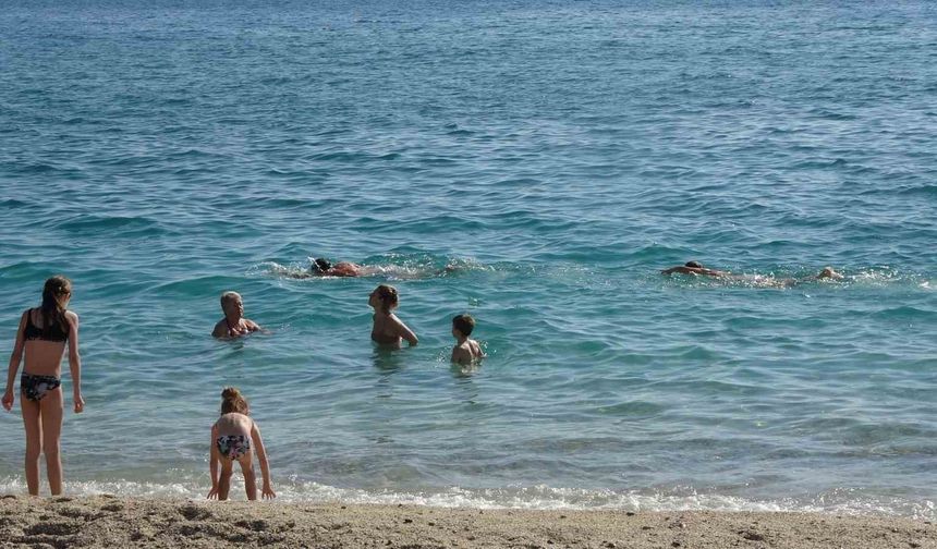 Alanya'da Mart ayında deniz keyfi