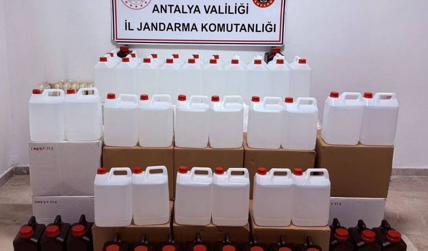 Antalya'da 500 litre kaçak etil alkol ele geçirildi