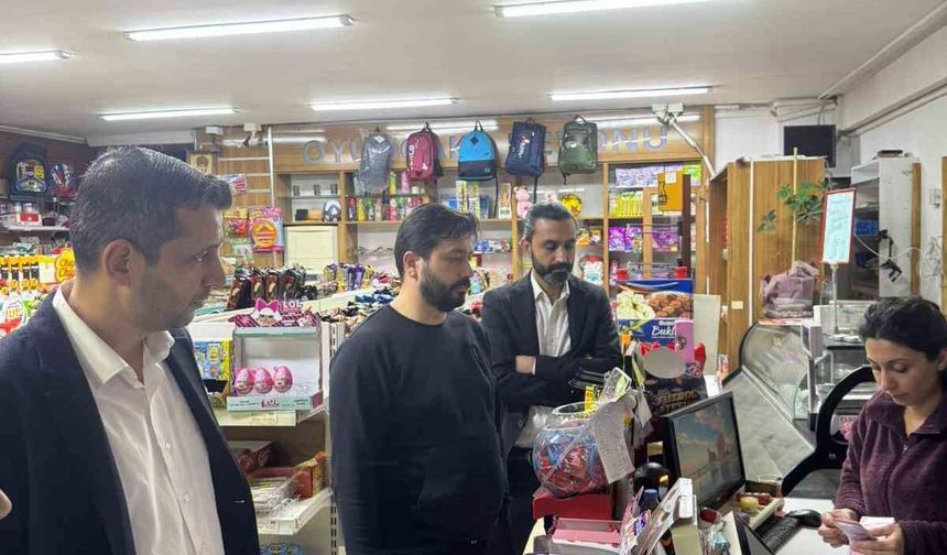 Antalya'da asırlık 'Zimem Defteri' geleneği 12 yıldır esnafa ve ihtiyaç sahibine can suyu oldu