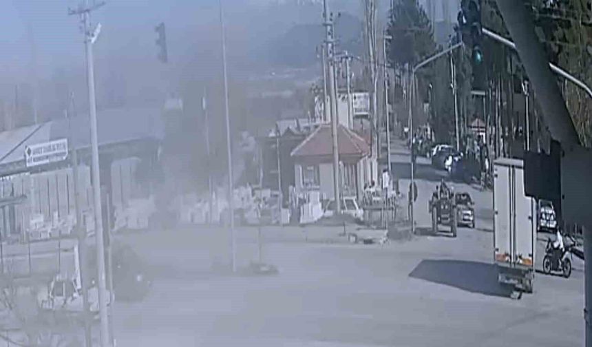 Burdur'da genç sürücünün ölüme gittiği kaza kamerada