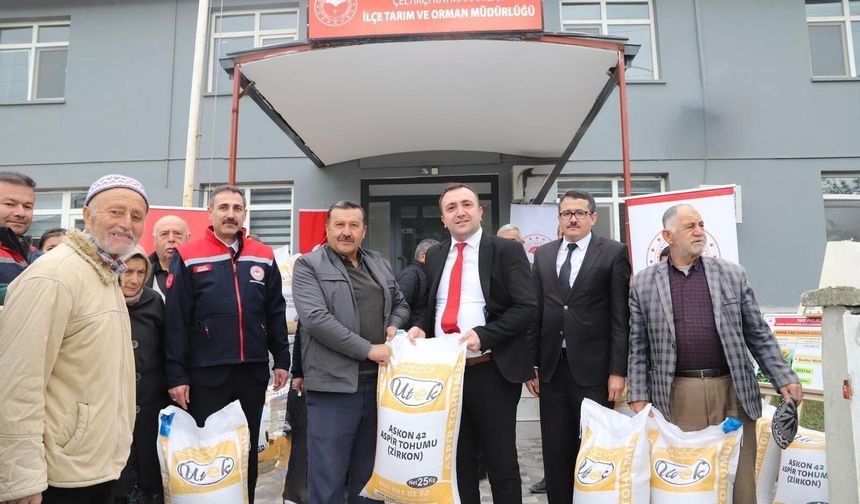 Çeltikçi'de üreticiye aspir tohumu desteği