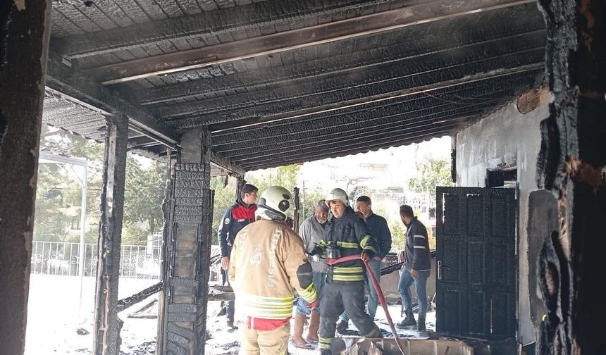 Samandağ'da müstakil evde yangın çıktı