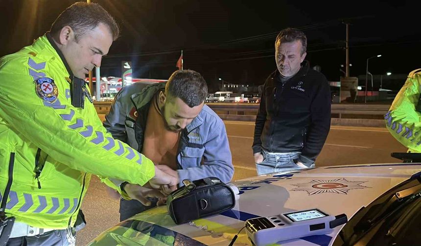 Uygulama noktasına gelmeden sürücü değiştirdi, kendisi itiraf etse de kamera kaydı istedi