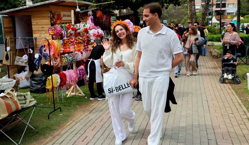 14'üncü Uluslararası Portakal Çiçeği Karnavalı başladı