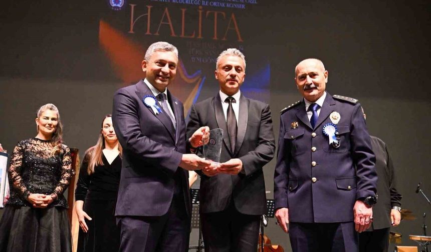 Antalya Valisi Hulusi Şahin: 'Polis teşkilatımız istikbale olan güvenimizdir'