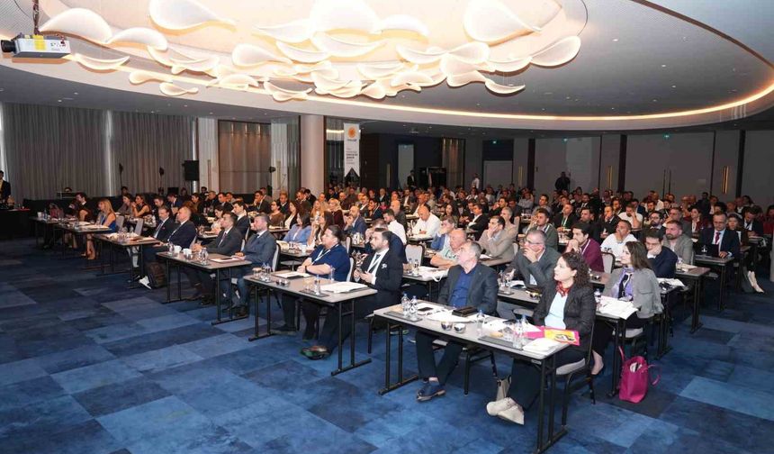 Enerjisa Enerji, Kurumsal Enerji Buluşmaları etkinlik serisinin 7'ncisinde Antalya'da iş dünyasıyla buluştu