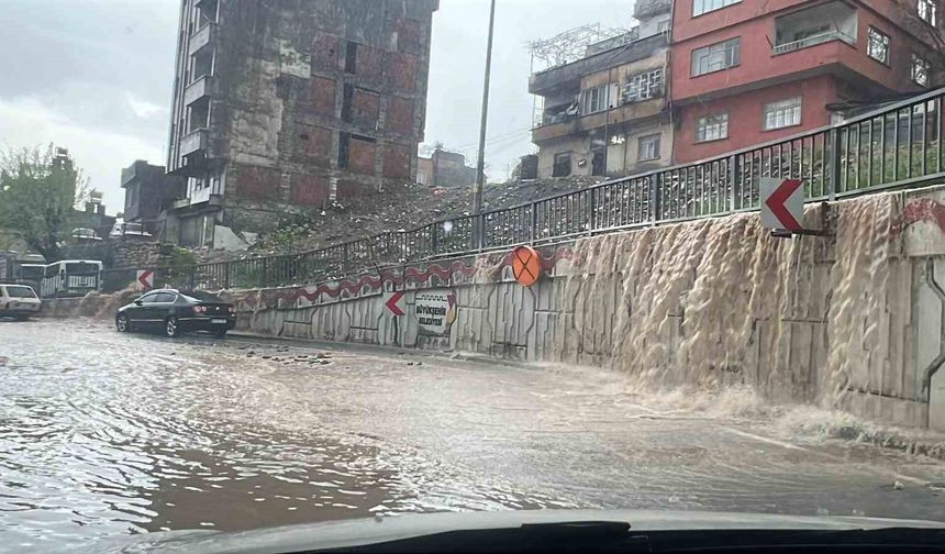 Kahramanmaraş'ta sağanak etkili oldu