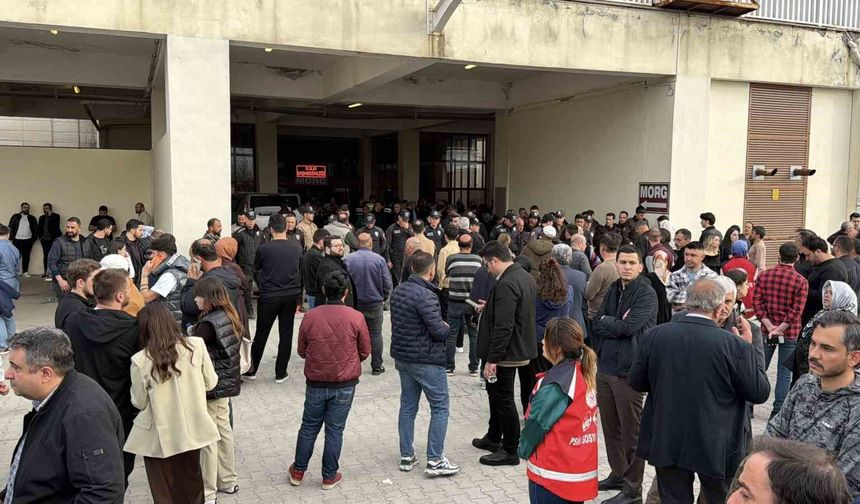 Kahramanmaraş'ta saldırıda hayatını kaybedenlerin cenazesi için bekleyiş devam ediyor