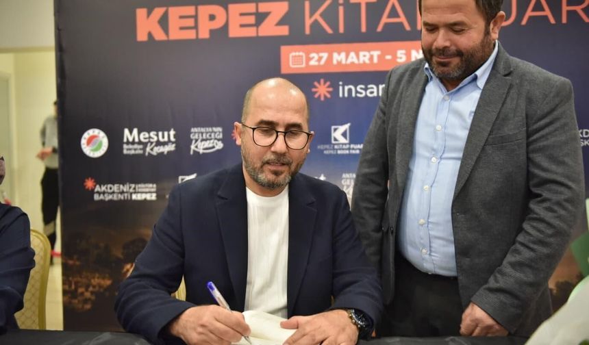 Kitabının satış geliri köy okulunun yapımına bağışlandı