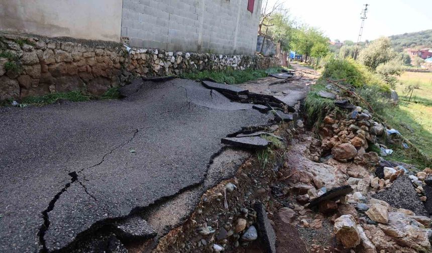 Kozan'da selin izleri havadan görüntülendi