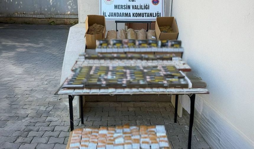 Mersin'de 2 şüpheli binlerce kaçak makaronla yakalandı