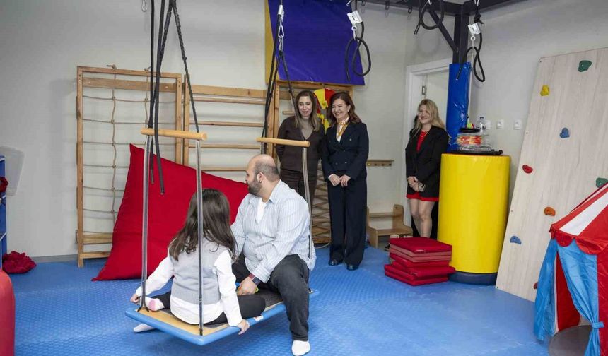 Mersin'de otizmli çocuklar ve aileleri buluştu